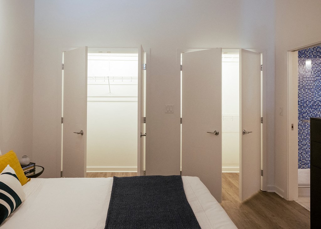 Bedroom at Sky On Main Apartments, Missouri City, MO