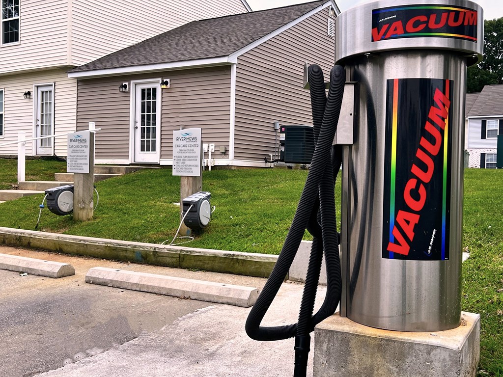 River Mews Apartments And Townhomes