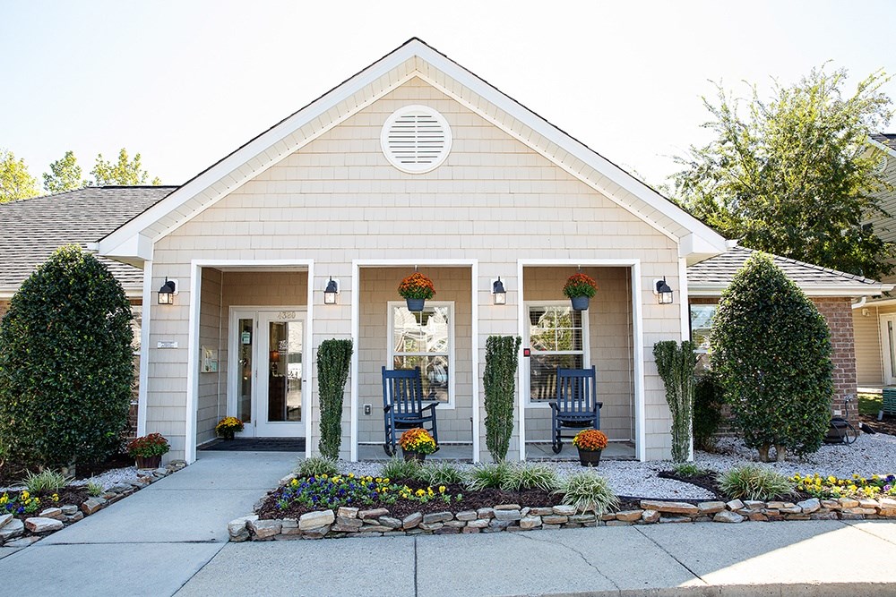 Longhill Pointe club house and office