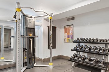 3220 Connecticut Ave, NW Studio-1 Bed Apartment for Rent - Photo Gallery 4