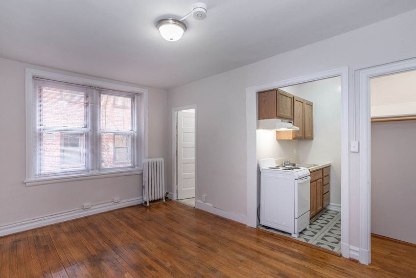1717 R. Street NW Studio-2 Beds Apartment for Rent - Photo Gallery 1