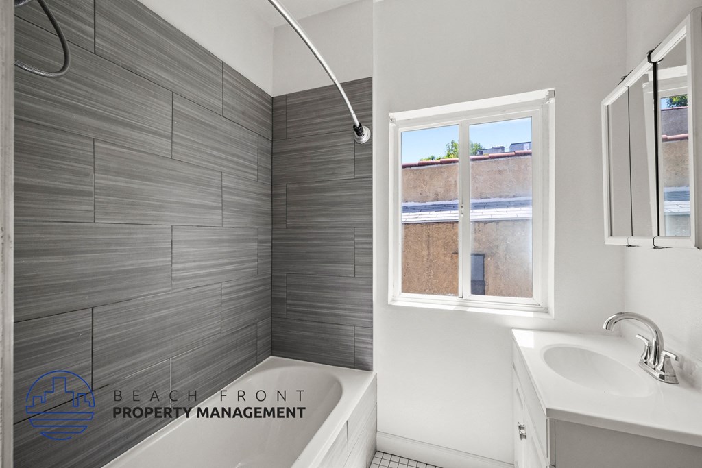 446 S. Rampart Blvd.