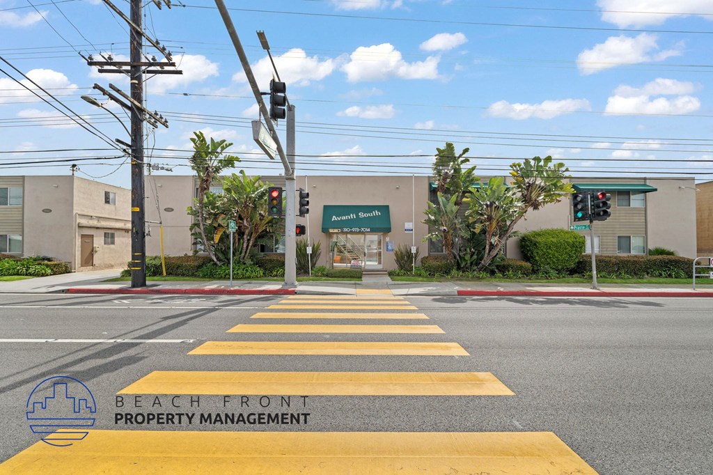 13444-13460 Prairie Ave.