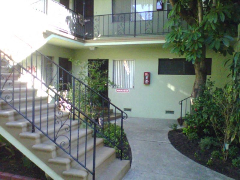 3247 Santa Ana St. 1-2 Beds Apartment for Rent - Photo Gallery 1