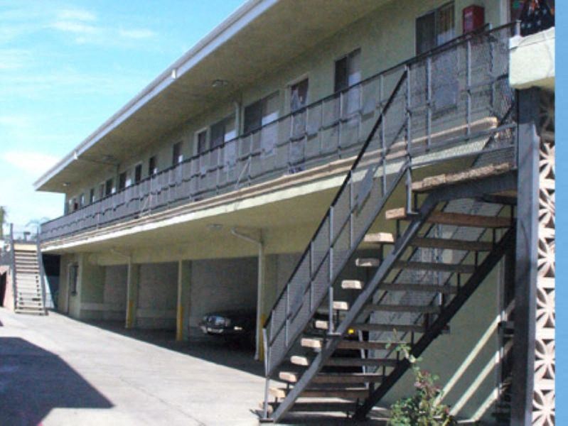 3247 Santa Ana St. 1-2 Beds Apartment for Rent - Photo Gallery
