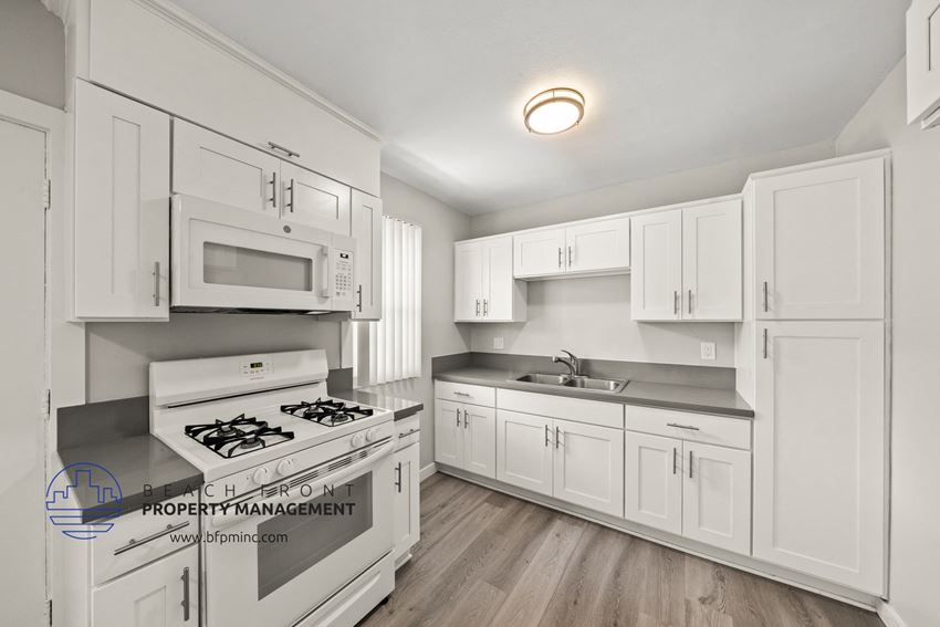 1223 Anaheim St. is a similar property to Suncrest at Ponte Vista located in Harbor City