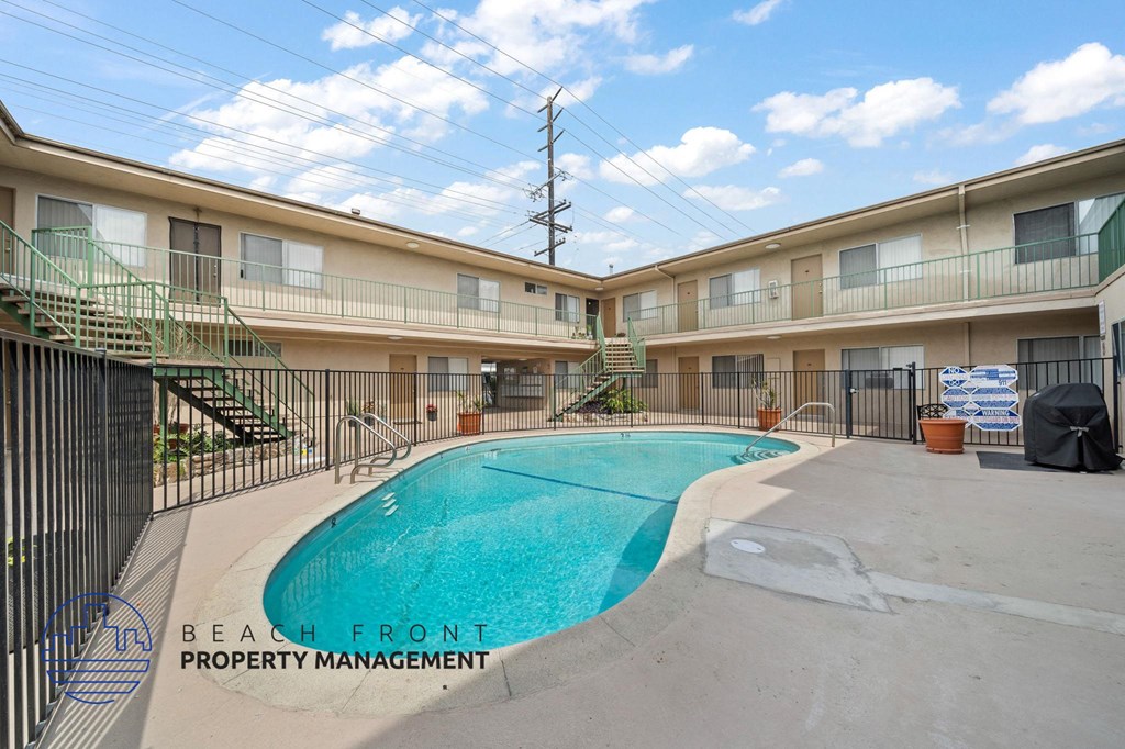 13444-13460 Prairie Ave.