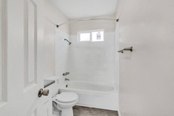 Bathroom - Photo Gallery 4