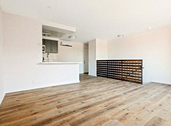 12914 Doty Ave. Studio-2 Beds Apartment for Rent - Photo Gallery 4