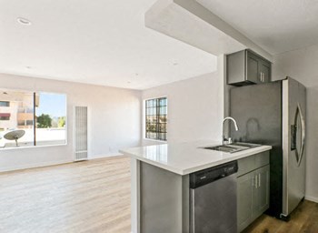 12914 Doty Ave. Studio-2 Beds Apartment for Rent - Photo Gallery 2