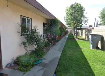 1100-1114 E. 3rd Ave. 2 Beds Apartment for Rent - Photo Gallery 5