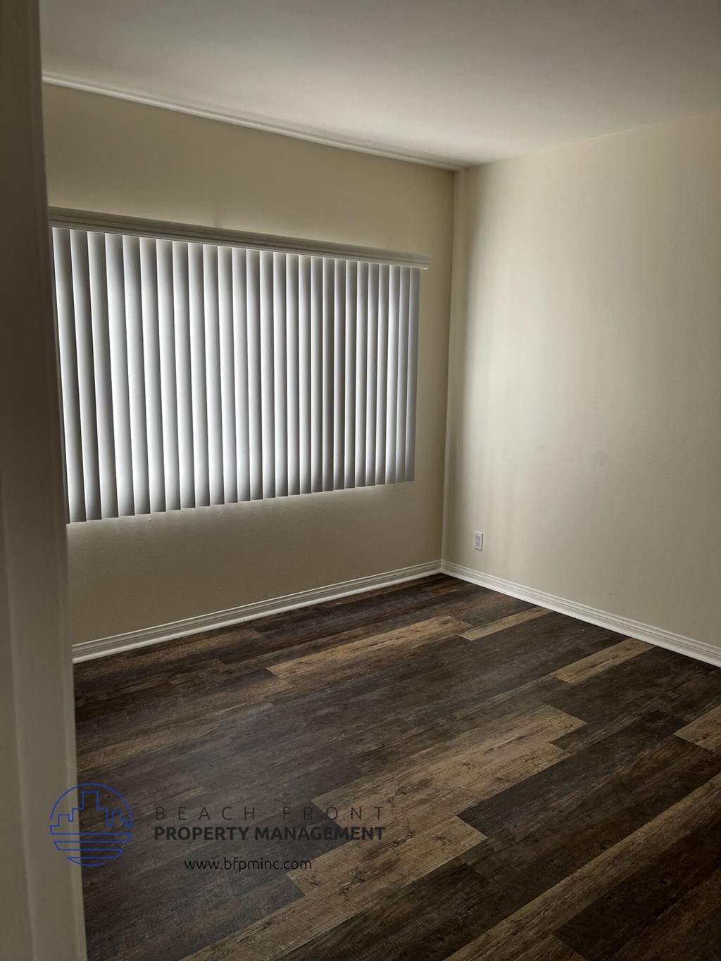 an empty room with a window