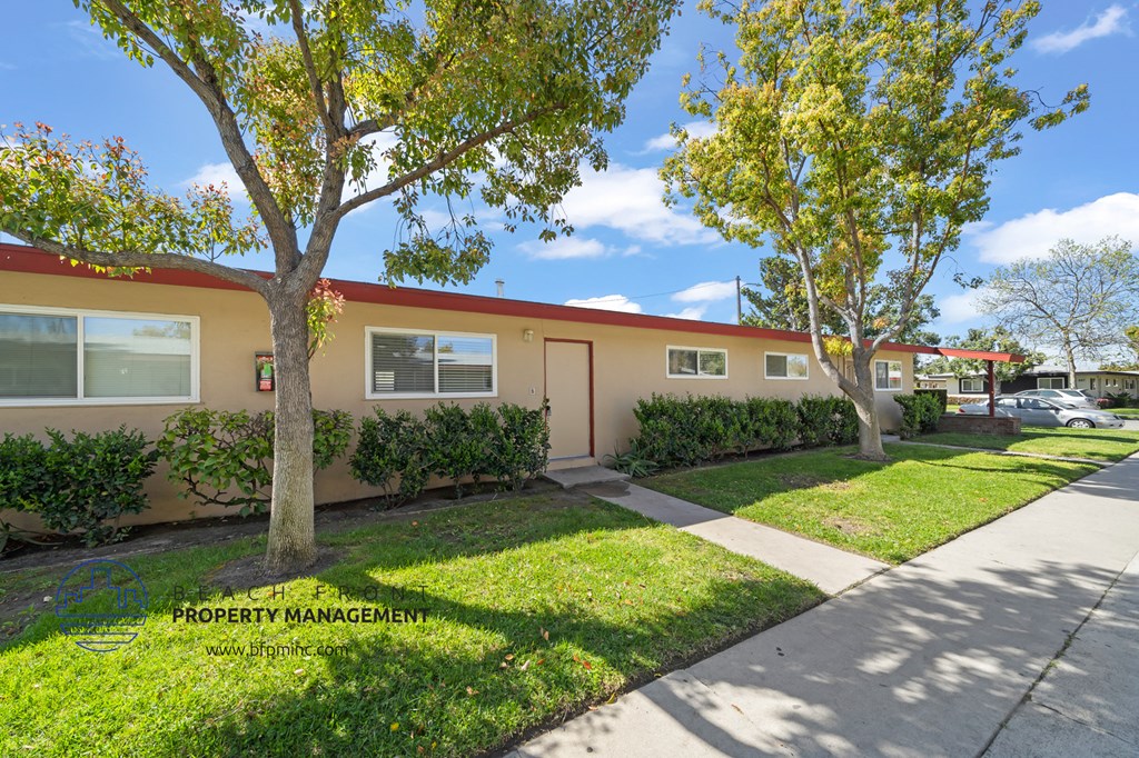 a view of the front of the building from the street