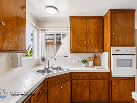1010 Larch St. Studio-2 Beds Apartment for Rent