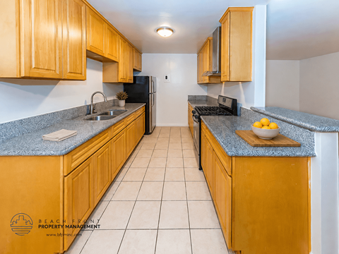 740 S. St. Andrews Pl. 1-3 Beds Apartment for Rent