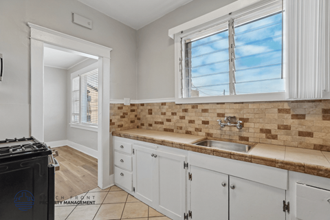 1141 Pine Ave. Studio Apartment for Rent