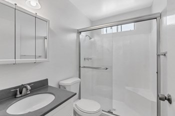 1225 W. 166th St. 2-3 Beds Apartment for Rent - Photo Gallery 6