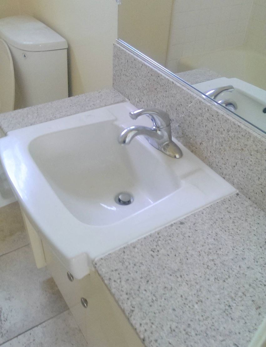 13921 Normandie Ave. Studio-2 Beds Apartment for Rent - Photo Gallery