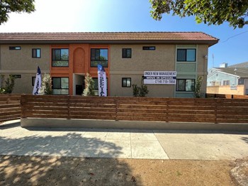 Front - Photo Gallery 4
