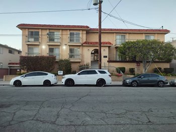 Full view front - Photo Gallery 2