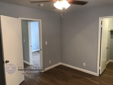 full interior paint of all walls and doorways in a room