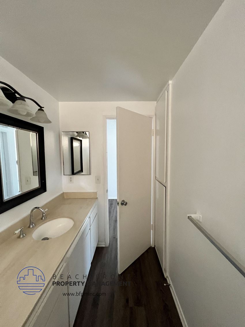 2424 S. Leland St. 1-2 Beds Apartment for Rent - Photo Gallery