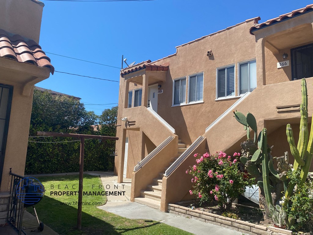 the building in which the apartment is located