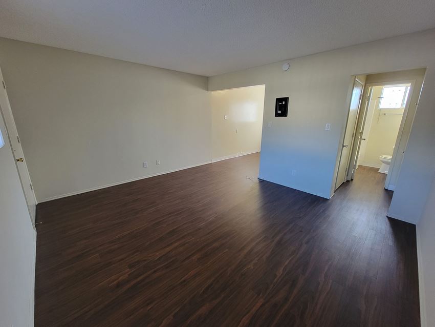 13921 Normandie Ave. Studio-2 Beds Apartment for Rent - Photo Gallery