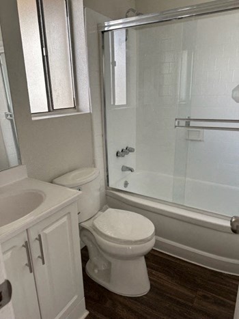 8127 Stewart & Grey Rd. Studio-3 Beds Apartment for Rent - Photo Gallery 5