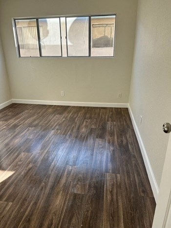8127 Stewart & Grey Rd. Studio-3 Beds Apartment for Rent - Photo Gallery 2