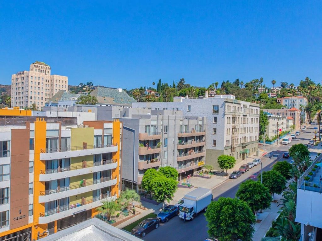 the building in which the apartment is located