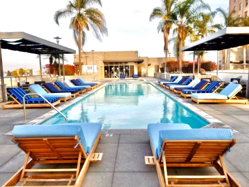 the pool at the ace hotel anaheim convention center