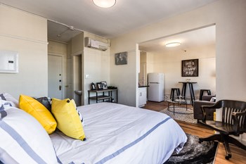 Glendale Flats bedroom