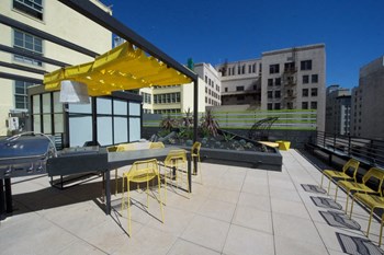 Broadway Lofts Rooftop Patio - Photo Gallery 2