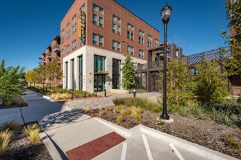 Exterior Building - Photo Gallery 33