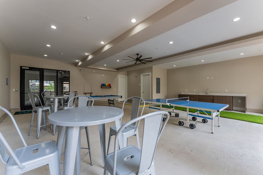 The Residences At 3000 Bardin