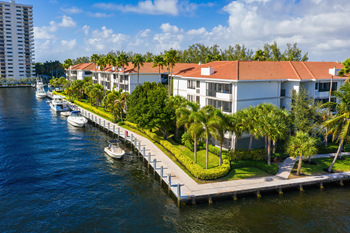 Aerial water and building - Photo Gallery 3
