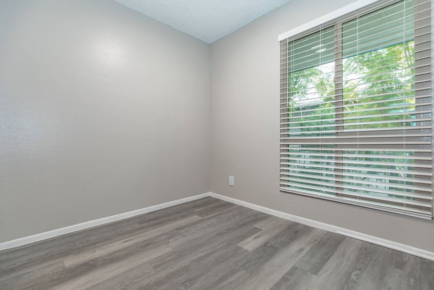 Tides On East Broadway