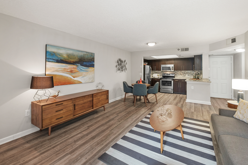 10X Port Royale Apartments, 3101 Port Royale Blvd, Fort Lauderdale, FL