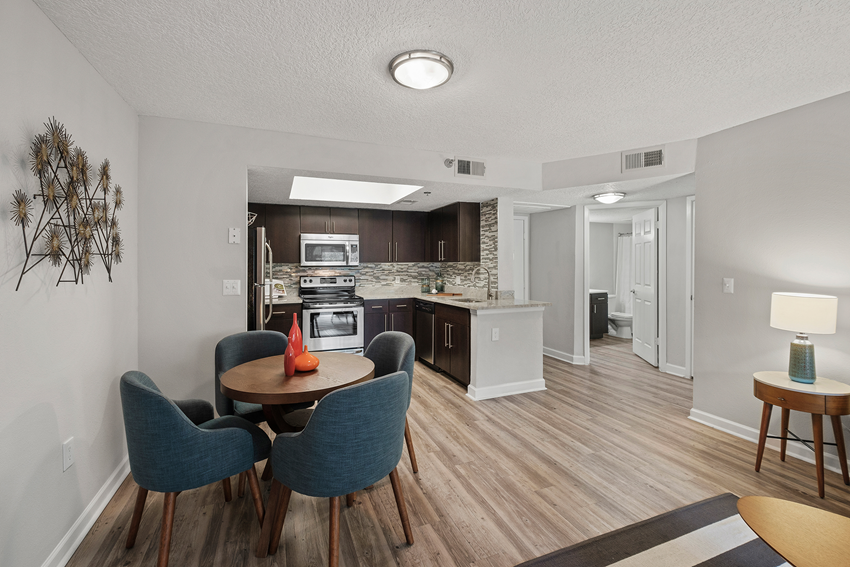 10X Port Royale Apartments, 3101 Port Royale Blvd, Fort Lauderdale, FL