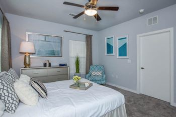 Model Apartment Bedroom ceiling fan