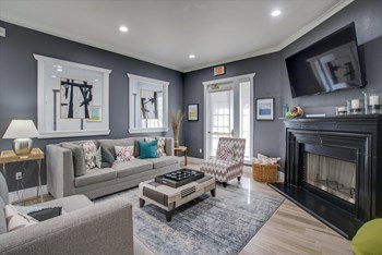 6501 Independence Parkway 1-2 Beds Apartment for Rent - Photo Gallery 6
