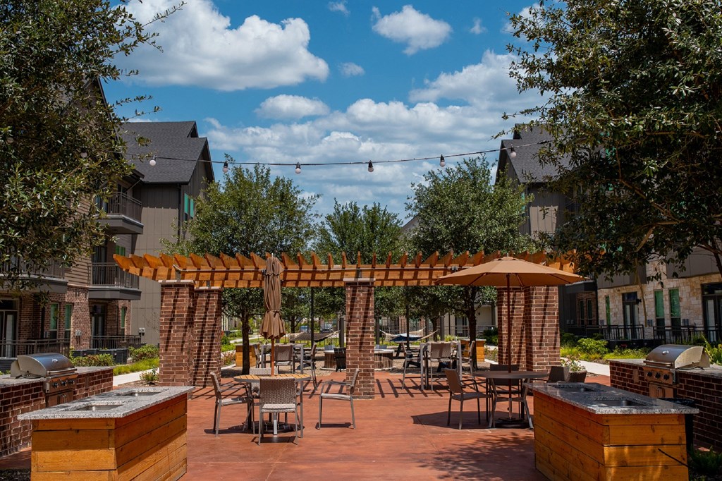 the sarah at lake houston