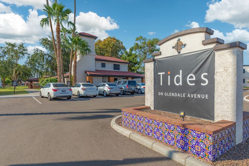 Tides On Glendale Ave