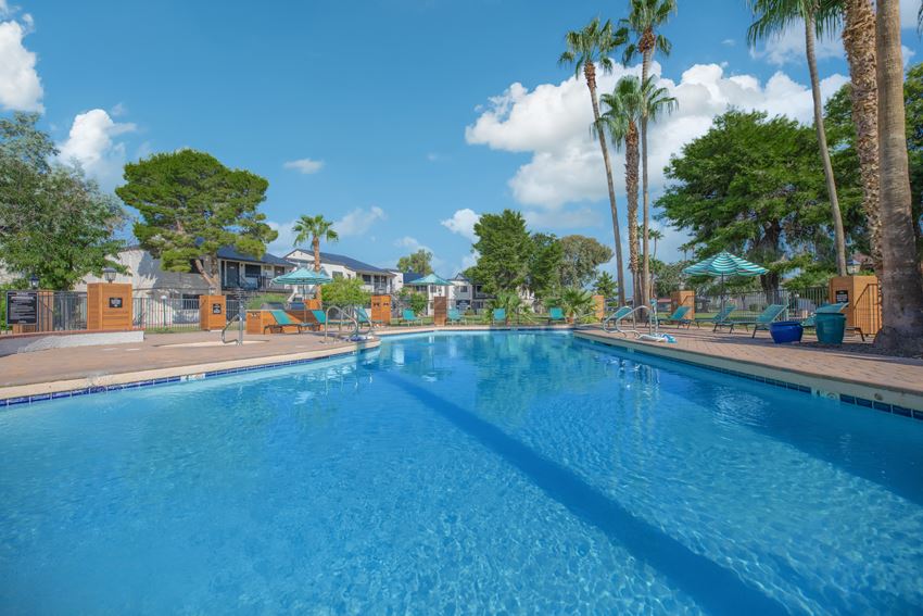 Tides On Glendale Ave