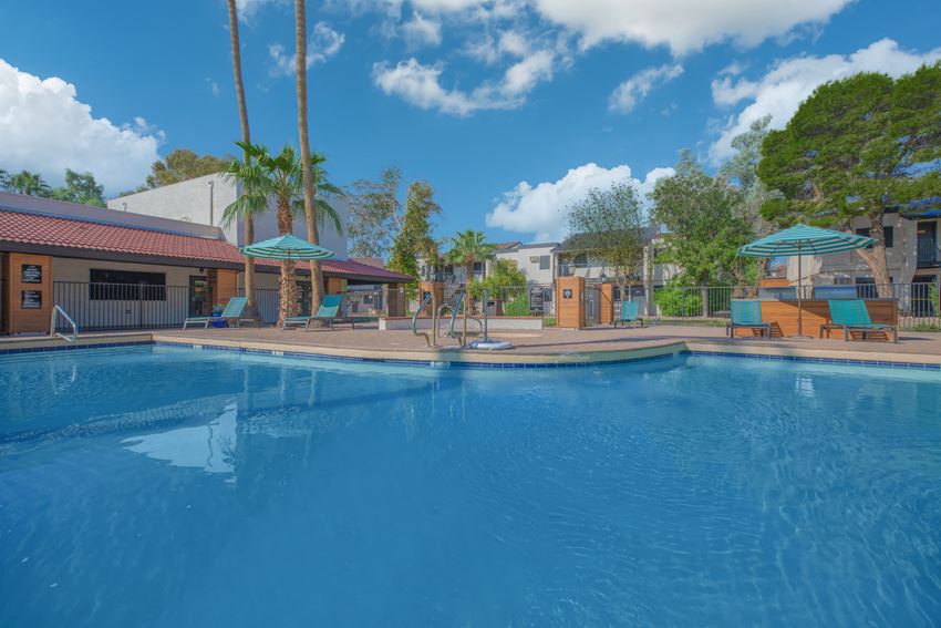 Tides On Glendale Ave