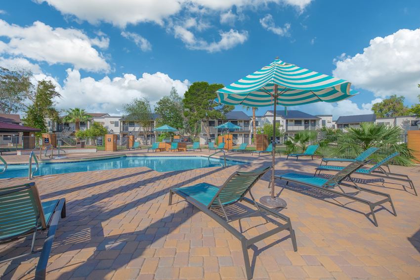 Tides On Glendale Ave