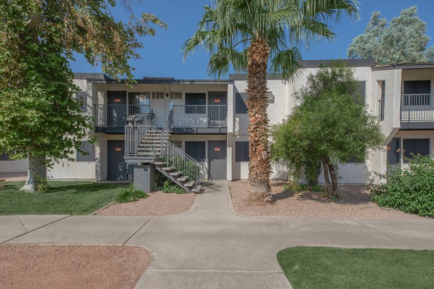 Tides On Glendale Ave