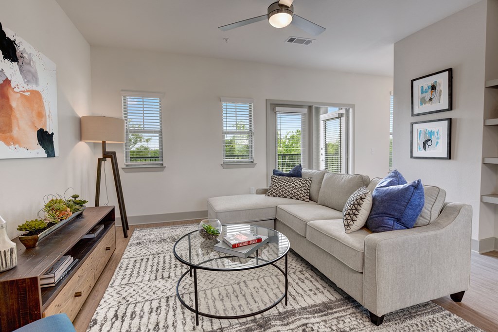 Echo Baytown is a similar property to Stuart Apartments located in Baytown