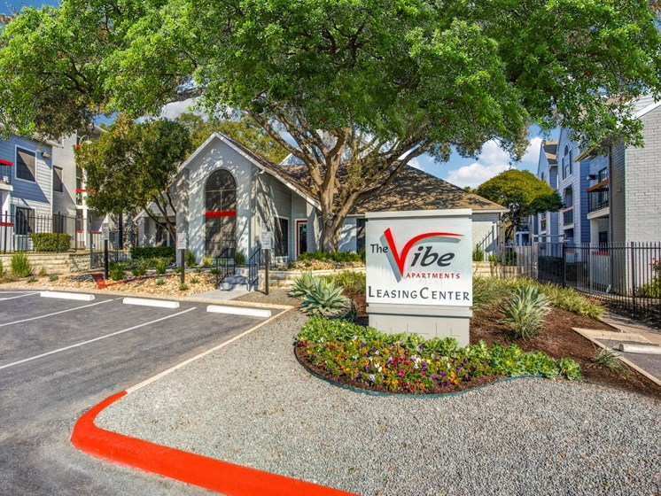 the view leasing center at the village apartments tx